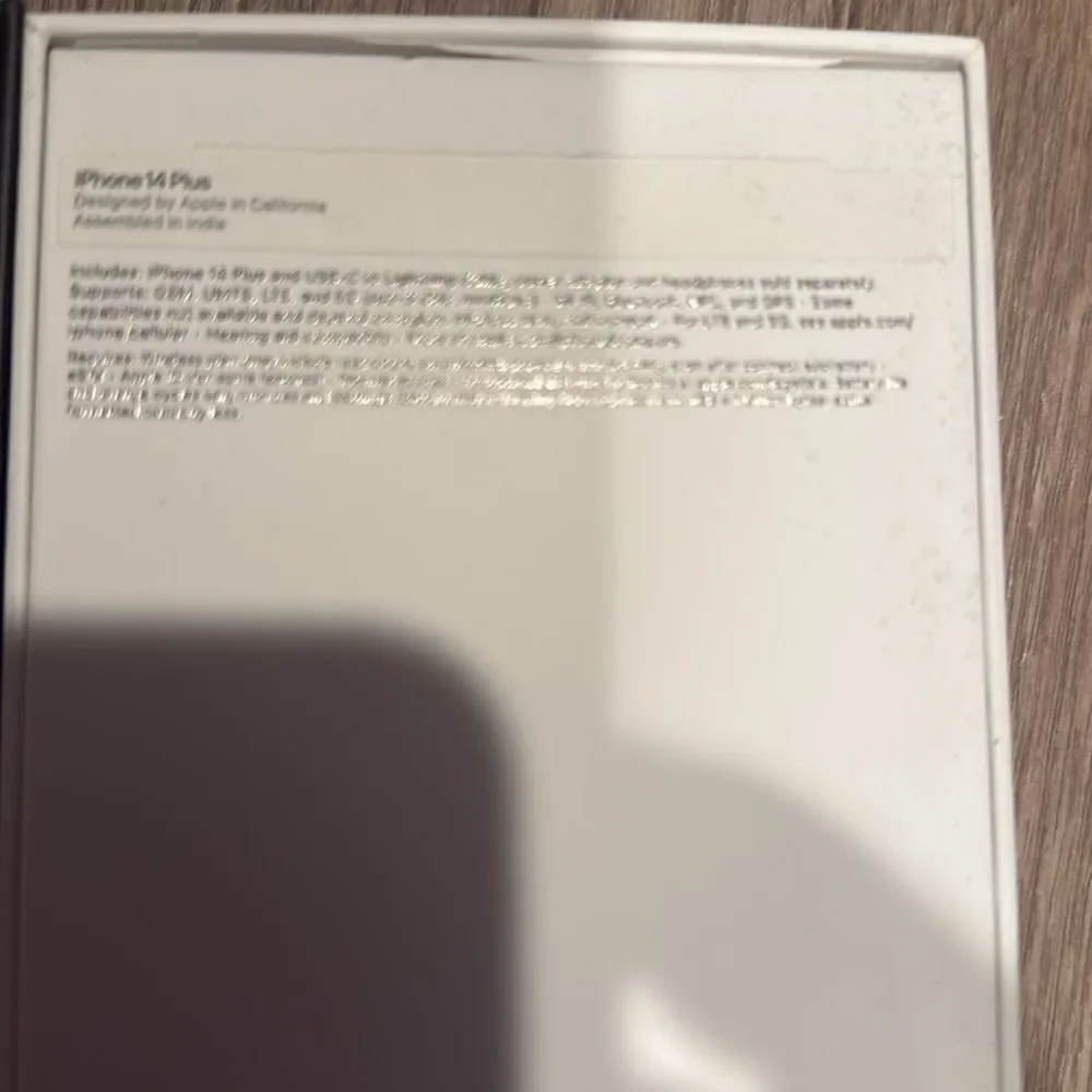 Apple iPhone Packaging Trio in White and Black box